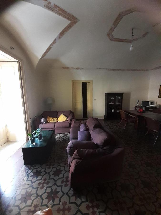 Ivana B&B Катания Экстерьер фото